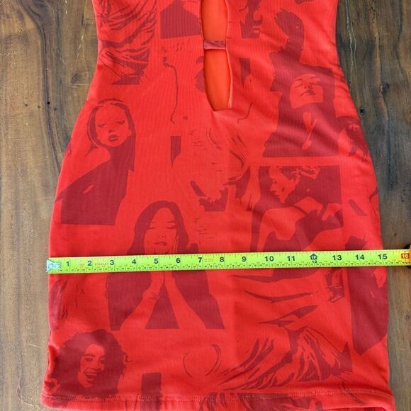 Edikted Dolls Kill Pop Art Cut Out Dress sz S - Picture 14 of 16